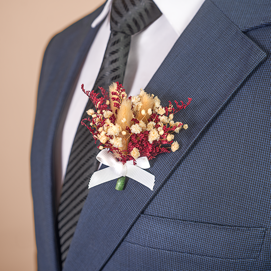 Boutonniere Red Spark