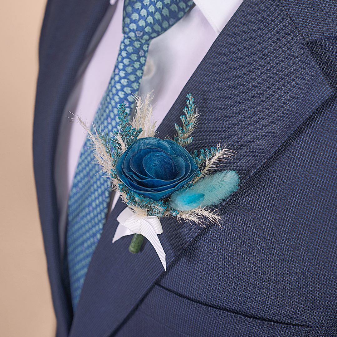 Boutonniere Blue