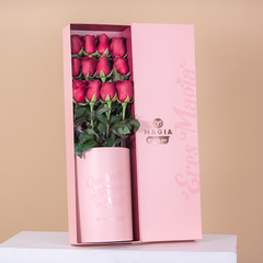Caja Magia.pe® / 12 rosas premium