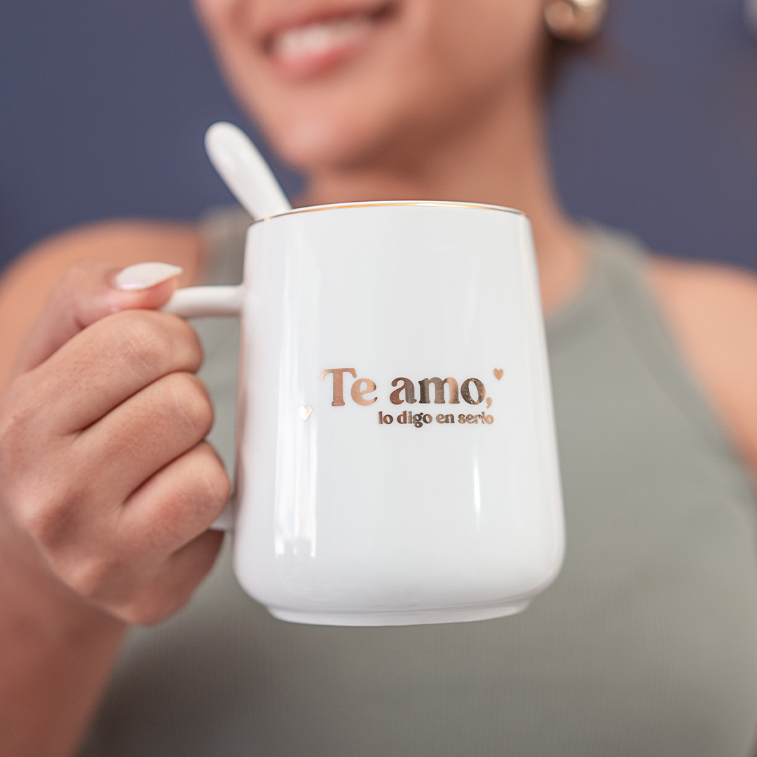 Taza Blanca "Te amo lo digo enserio"