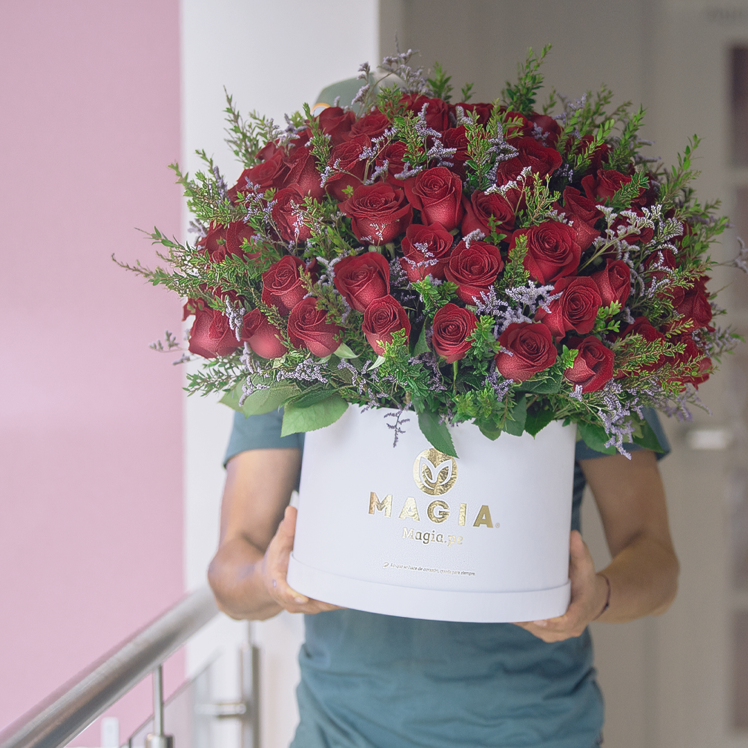 Box Luxury 100 Rosas