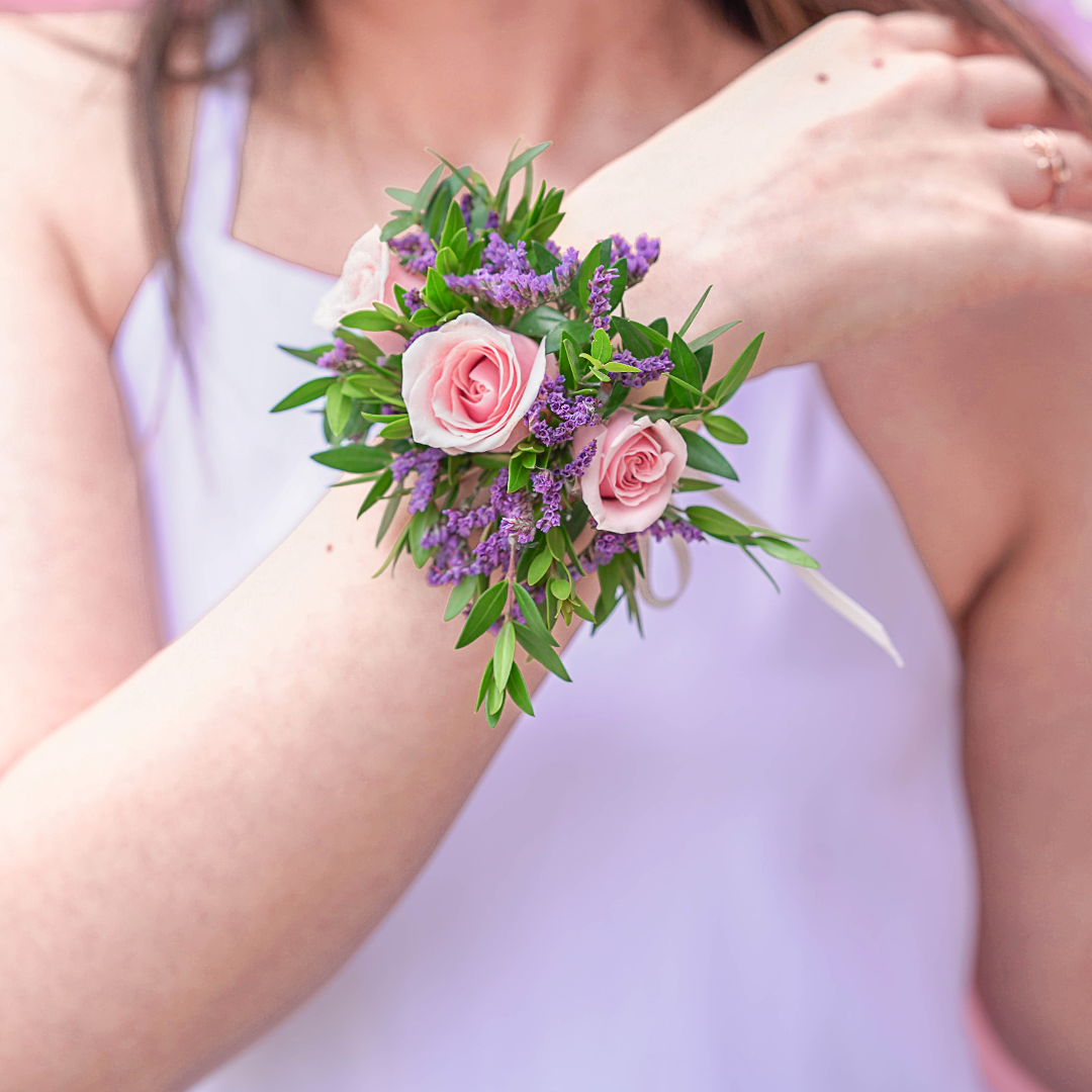 Corsage Mini Rosa - Muñeca